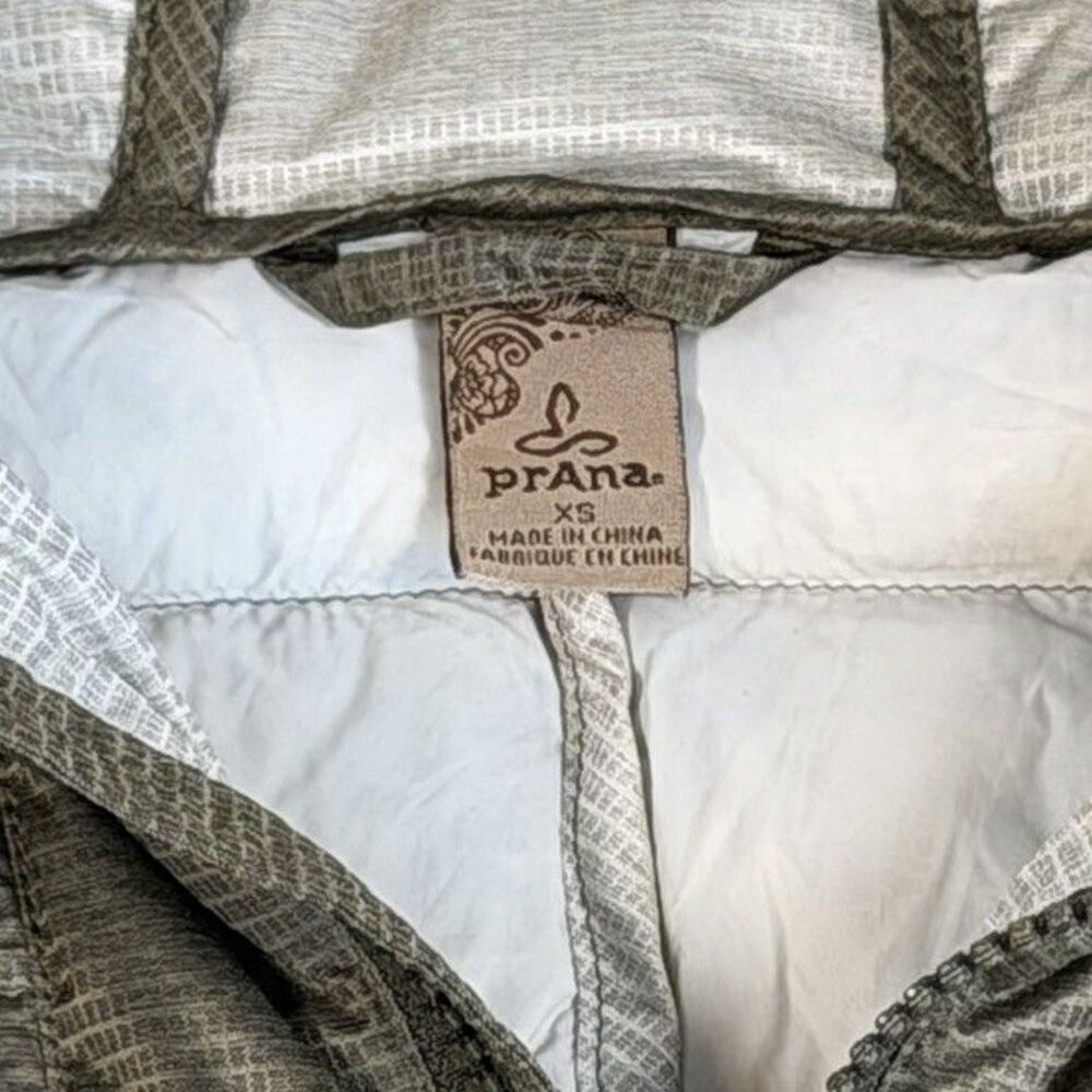 Prana Miska Puffer Vest Olive Brown Duck Down Quilted Hooded Women’s XS - Picture 2 of 5